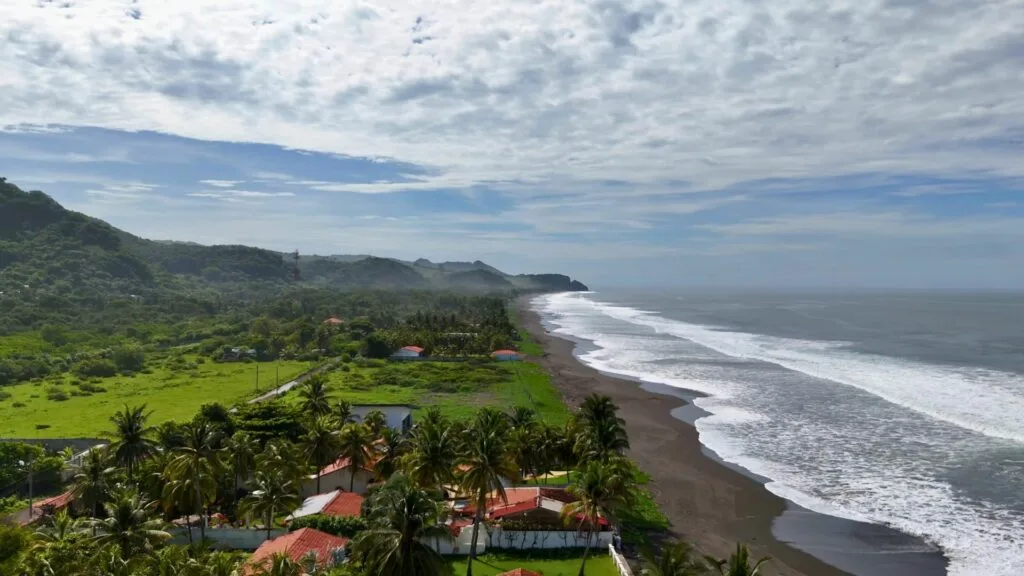 Playa Dorada El Salvador