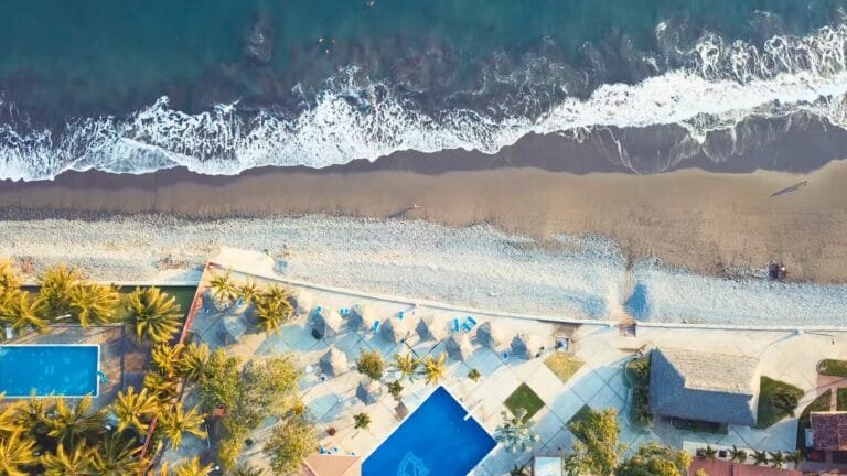 Playa El Sunzal El Salvador