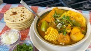 Sopa de Pata Salvadoreña