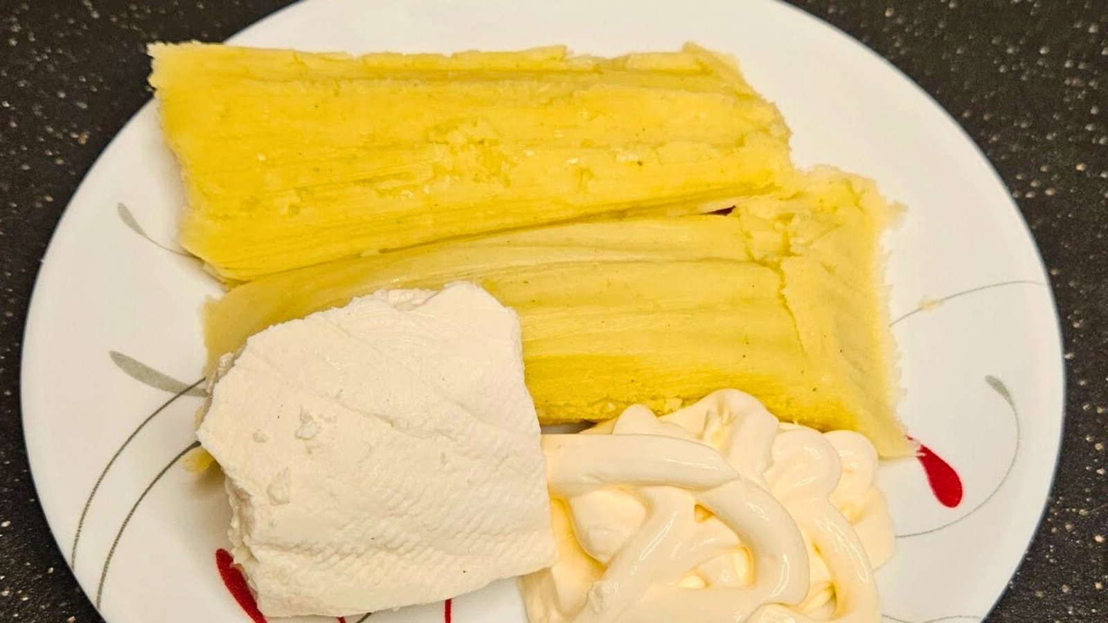 Tamal de Elote Salvadoreño