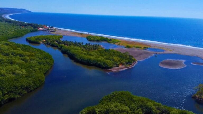 Playa Barra Salada, El Salvador
